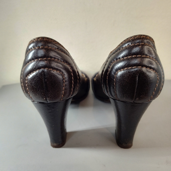 CHLOE Brown Leather Round Toe Block Heel Pumps Size EU 38.5 US 8 - Picture 4 of 8
